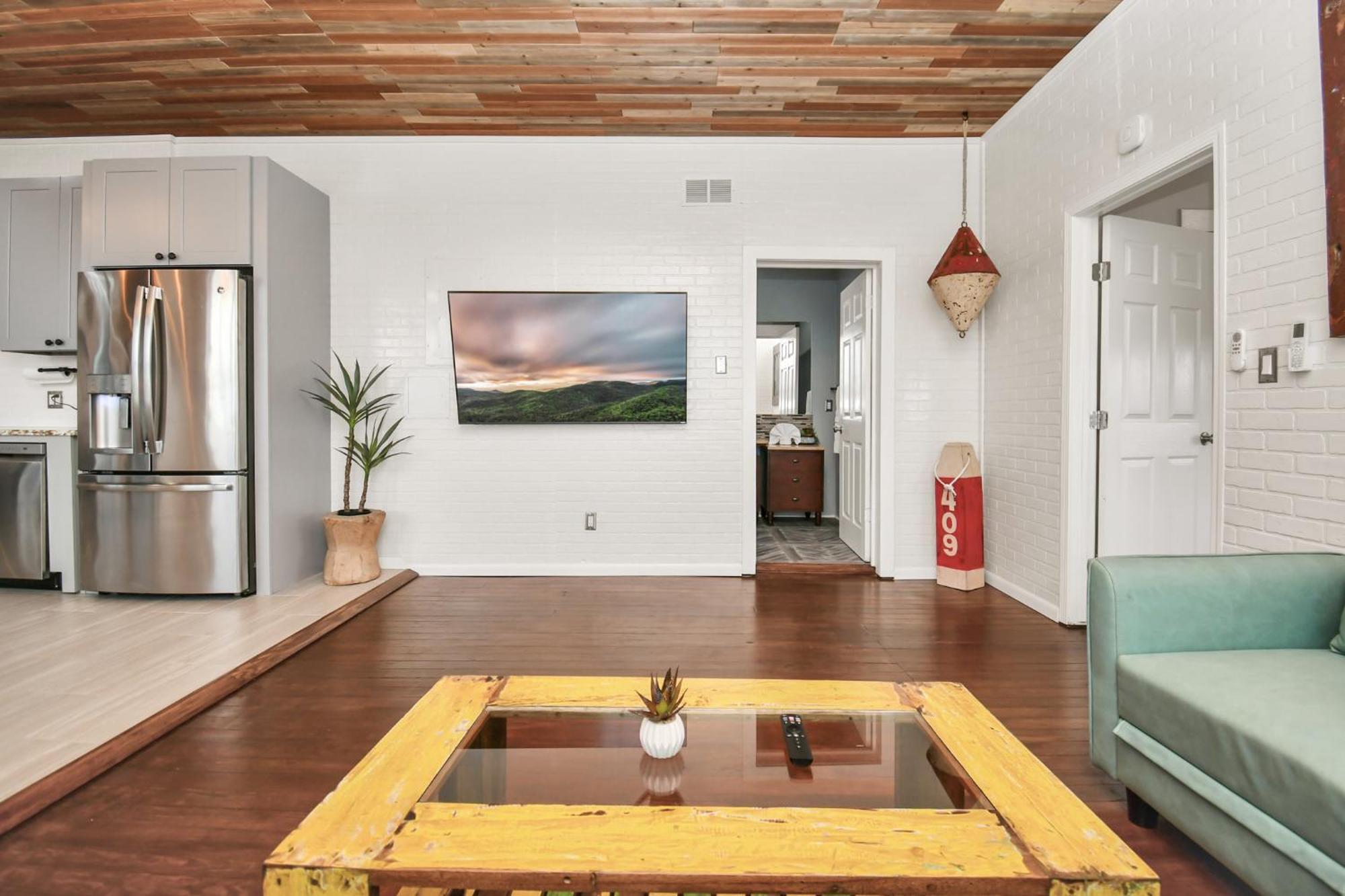 Nautical Loft With Outdoor Kitchen & Beach Access Apartment Galveston Exterior photo